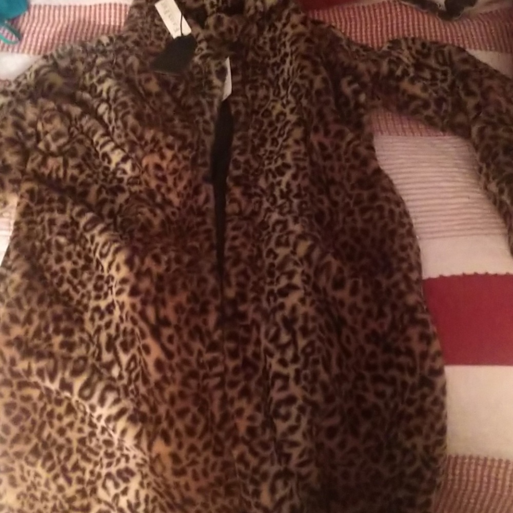 Super soft trendy leopard print jacket